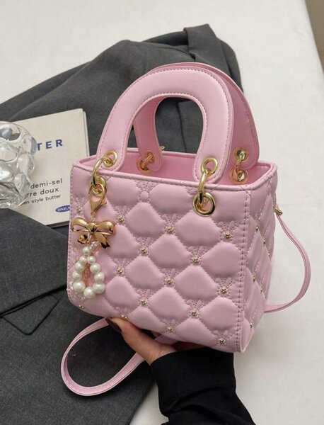 Sac à main rose matelassé