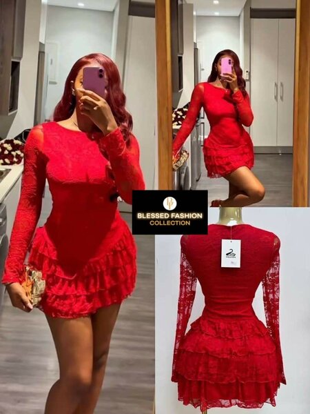 Robe en dentelle rouge élégante