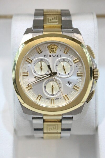 Montre Versace en acier luxueuse