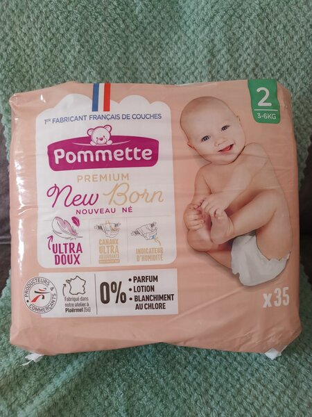 Couches Pommette Nouveau Né