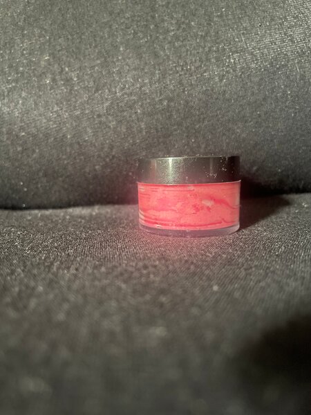 Baume à lèvres rose éclatant