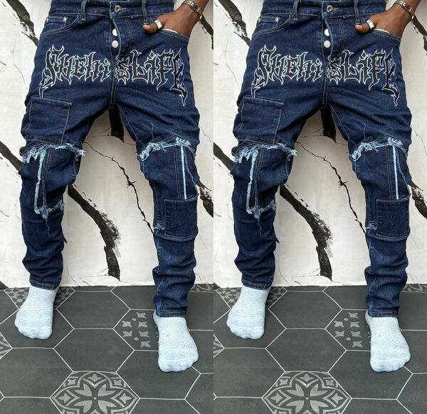 Jeans déchirés tendance