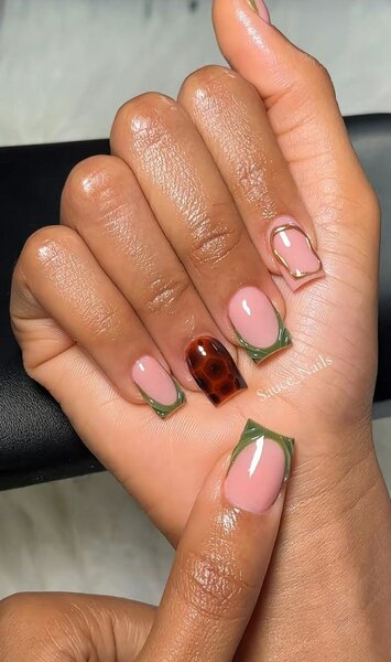 Nail Art Design Élégant