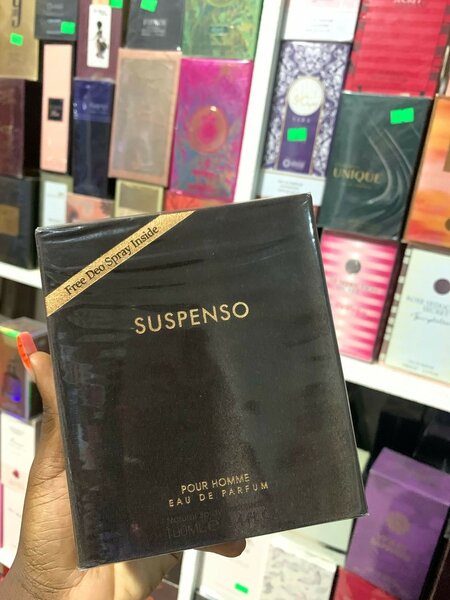 Suspenso perfume