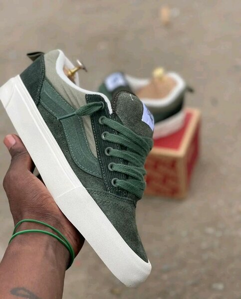 Vans skool knu