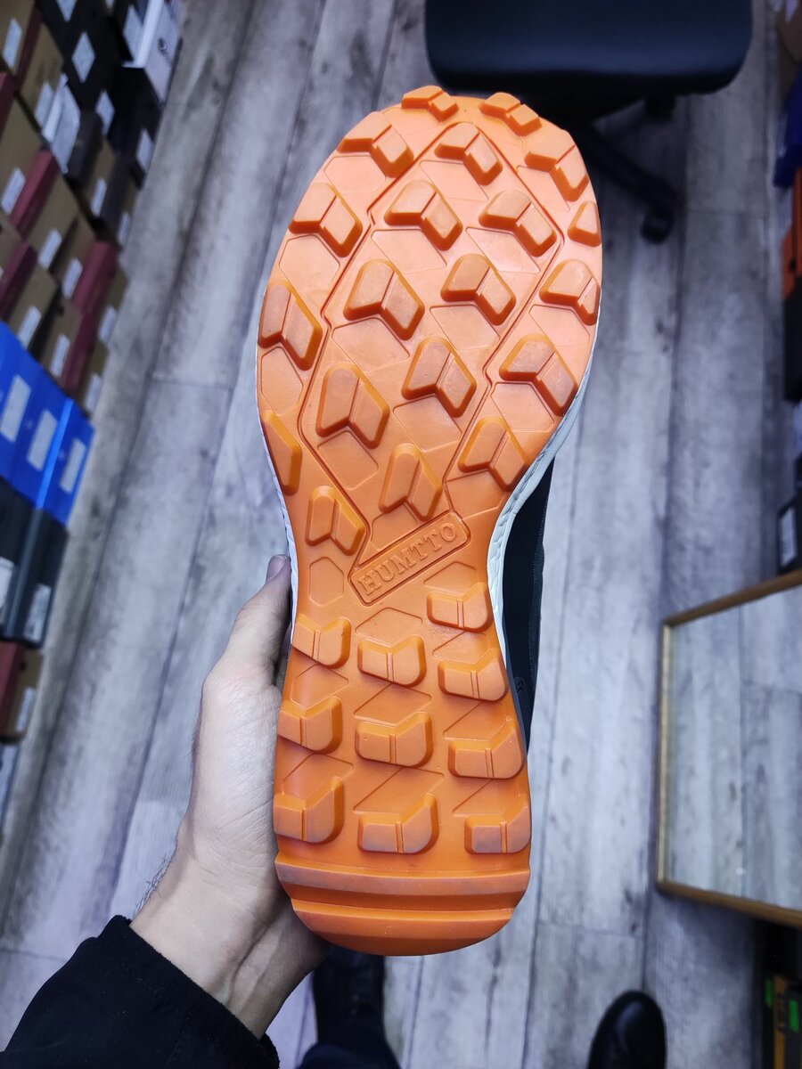 Термо кроссовки