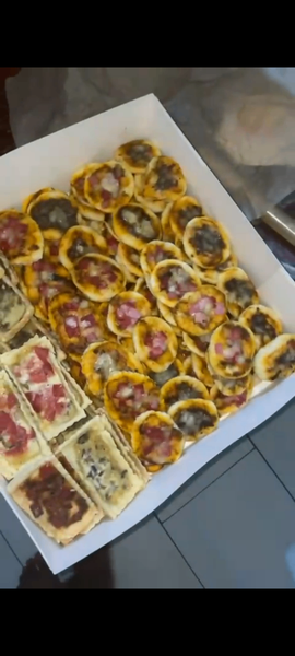 Box assortiment de mini pizzas