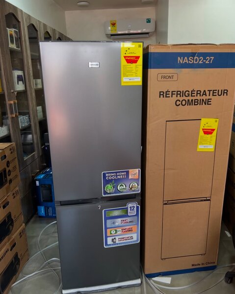 Nasco 236 litre bottom freezer