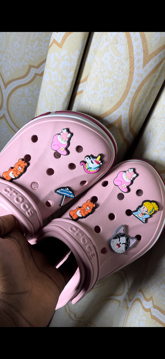 Bayaband crocs