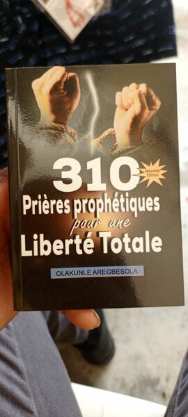 310 Prières pour Liberté