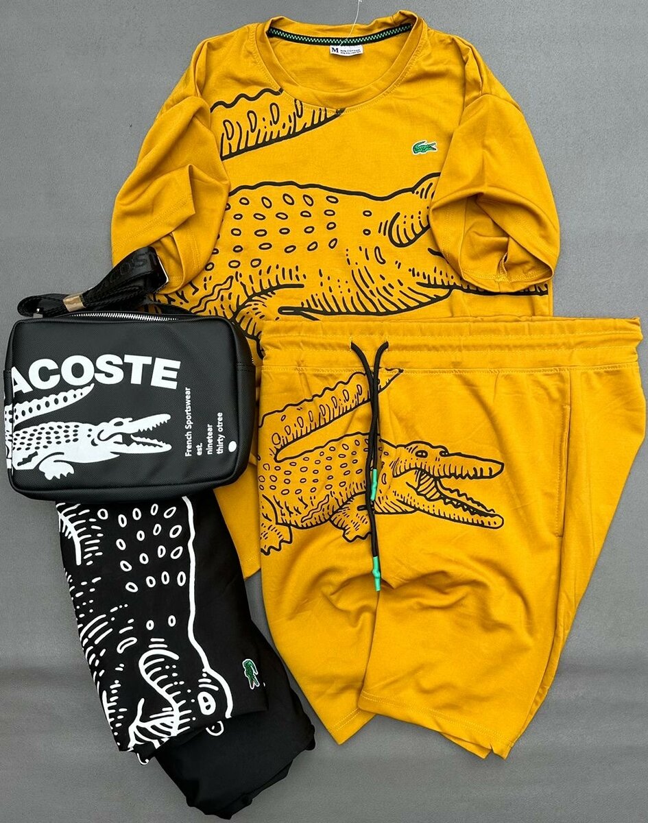 Complet homme disponible