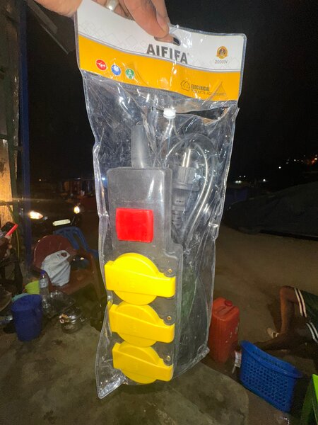 Prise multiple AIFIFA avec 4 prises