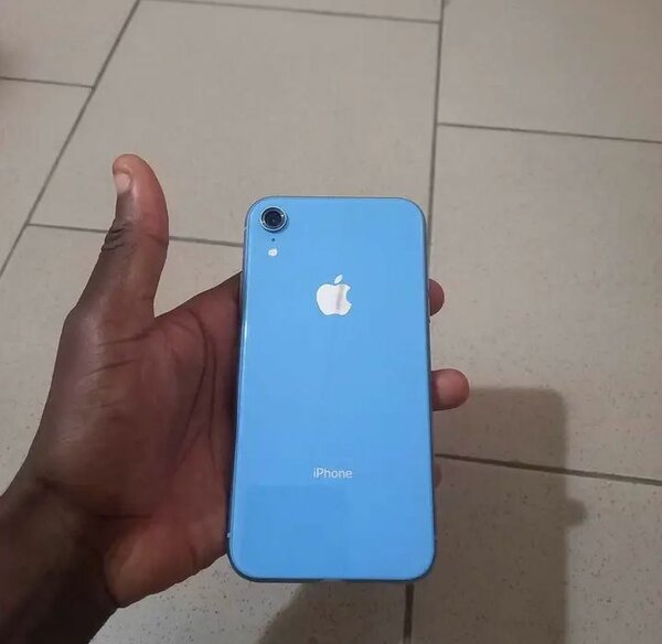 Apple iPhone XR bleu