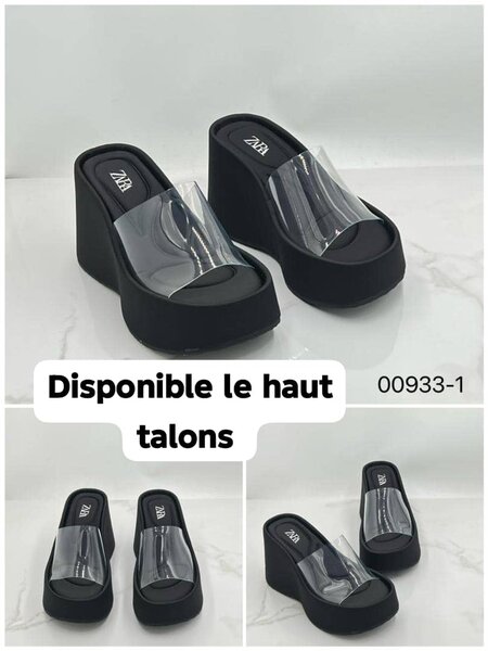 Sandales à talons hauts transparents