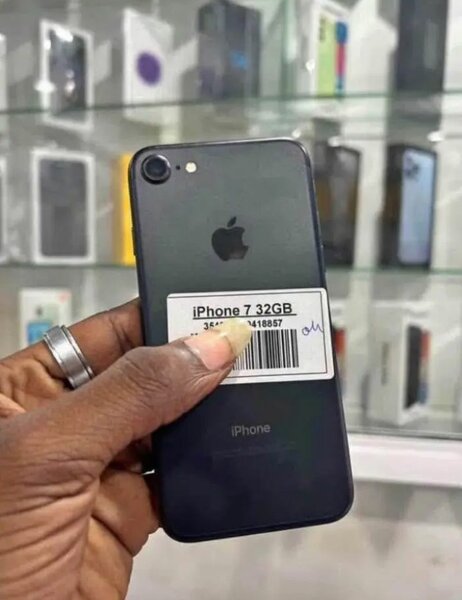 iPhone 7 32GB Noir Débloqué