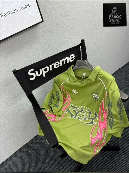 Polo graphique vert tendance