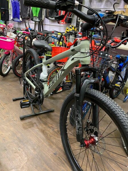 Vélo VTT tout suspendu Emax