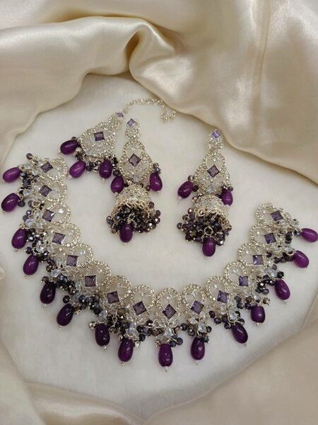 Ladies wedding set necklace and earrings