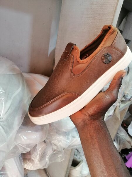 Chaussures décontractées marron homme