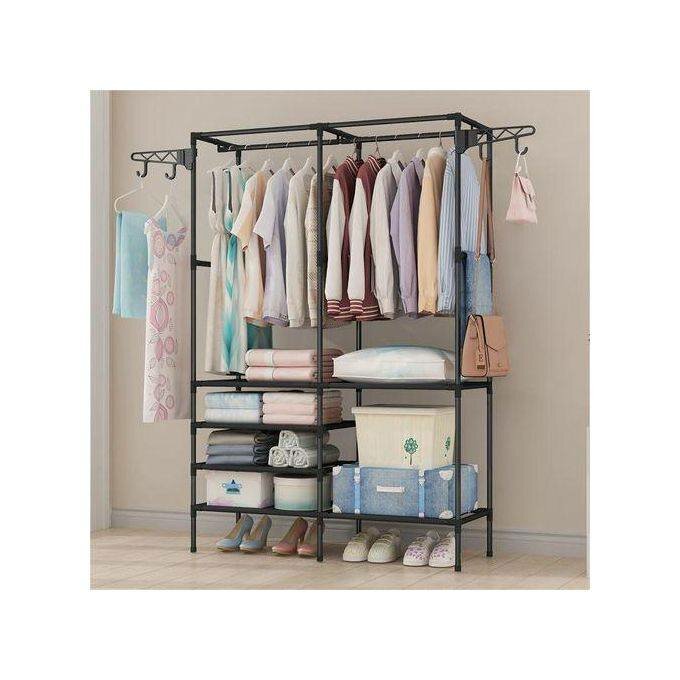 Porte-vêtements avec étagères