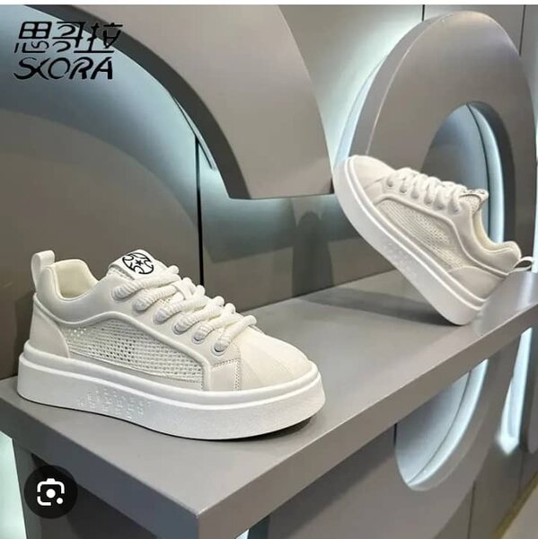 Baskets blanches tendance