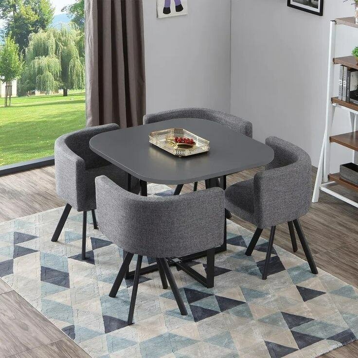 Table à manger moderne avec chaises