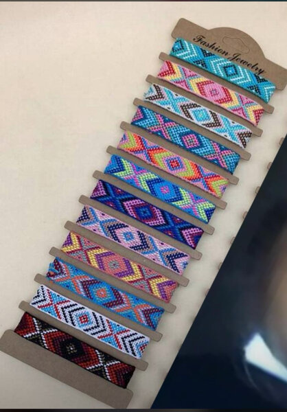 Bracelets en perles colorées