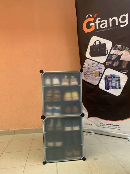 Étagère de chaussures