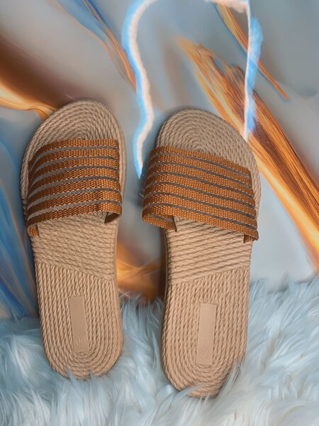 Sandales de plage tissées