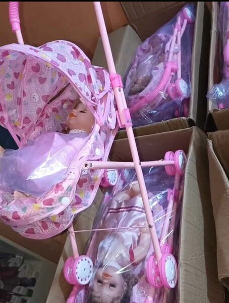 Poussette poupée bébé fille rose