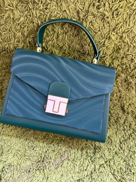 Sac à main élégant femme