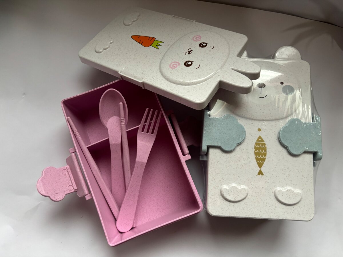 Cute rabbit lunchbox