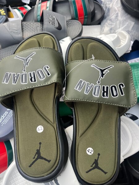 Sandales Jordan vertes homme