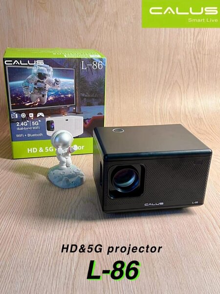 CALUS L-86 Projector