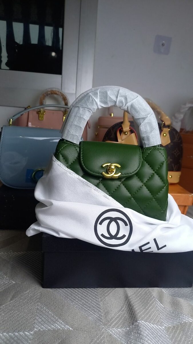 Sac à main vert élégant