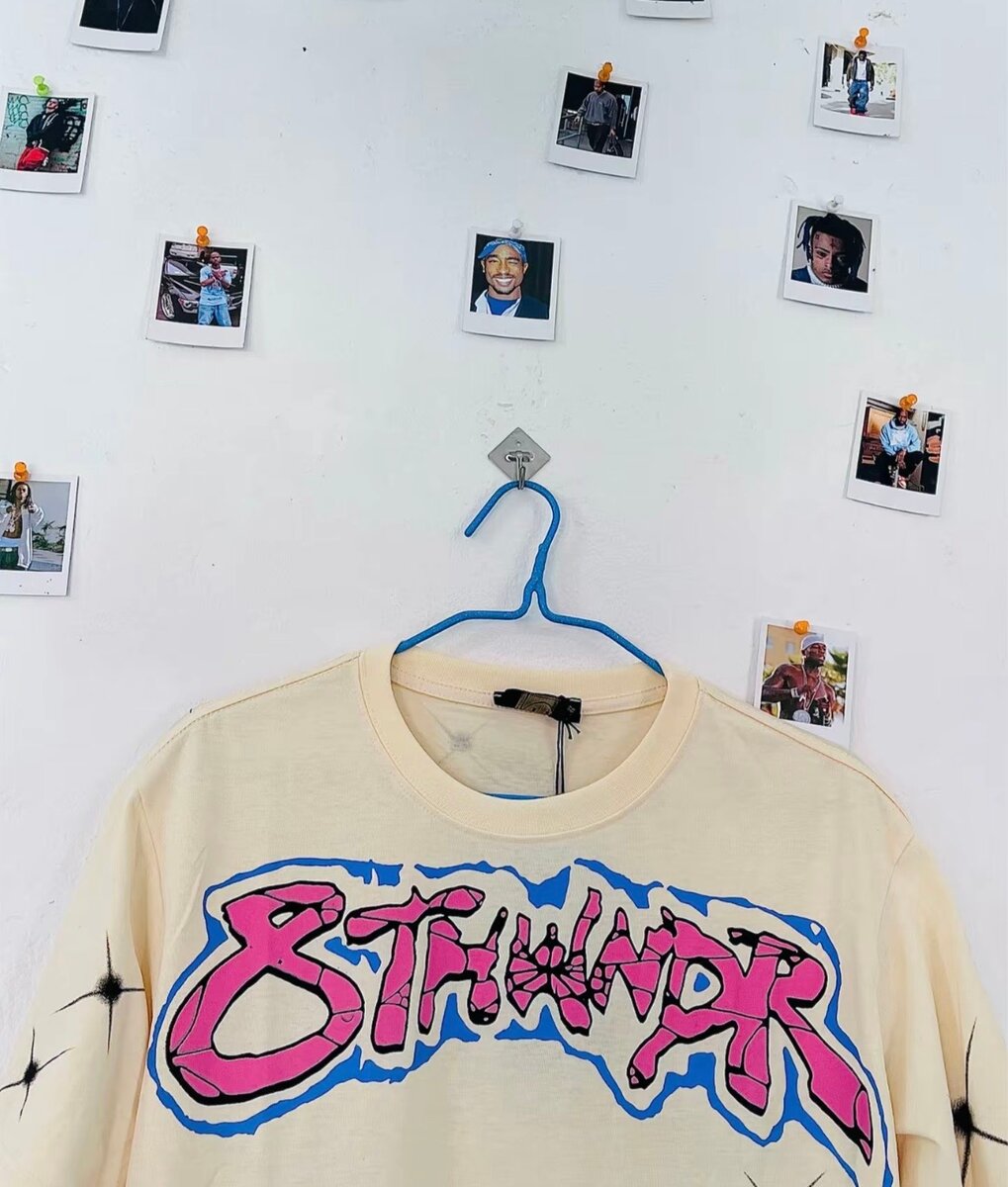 Tee-shirt graphique 8THWNDR