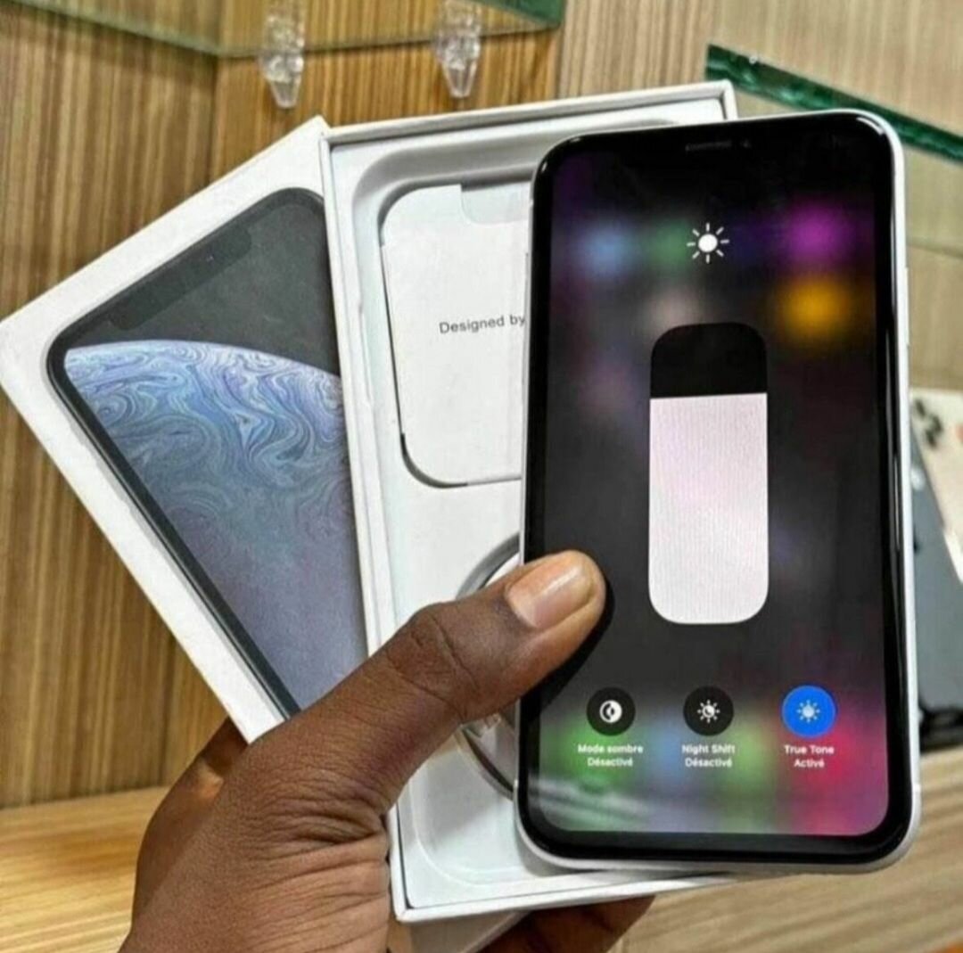 Apple iPhone XR avec boîte d'origine