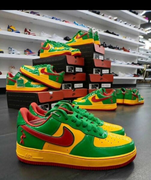 Nike Air Force 1 Lucky Green