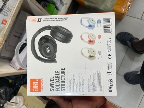 JBL  TUNE 31 HEADPHONE