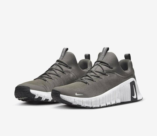 Baskets modernes pour hommes