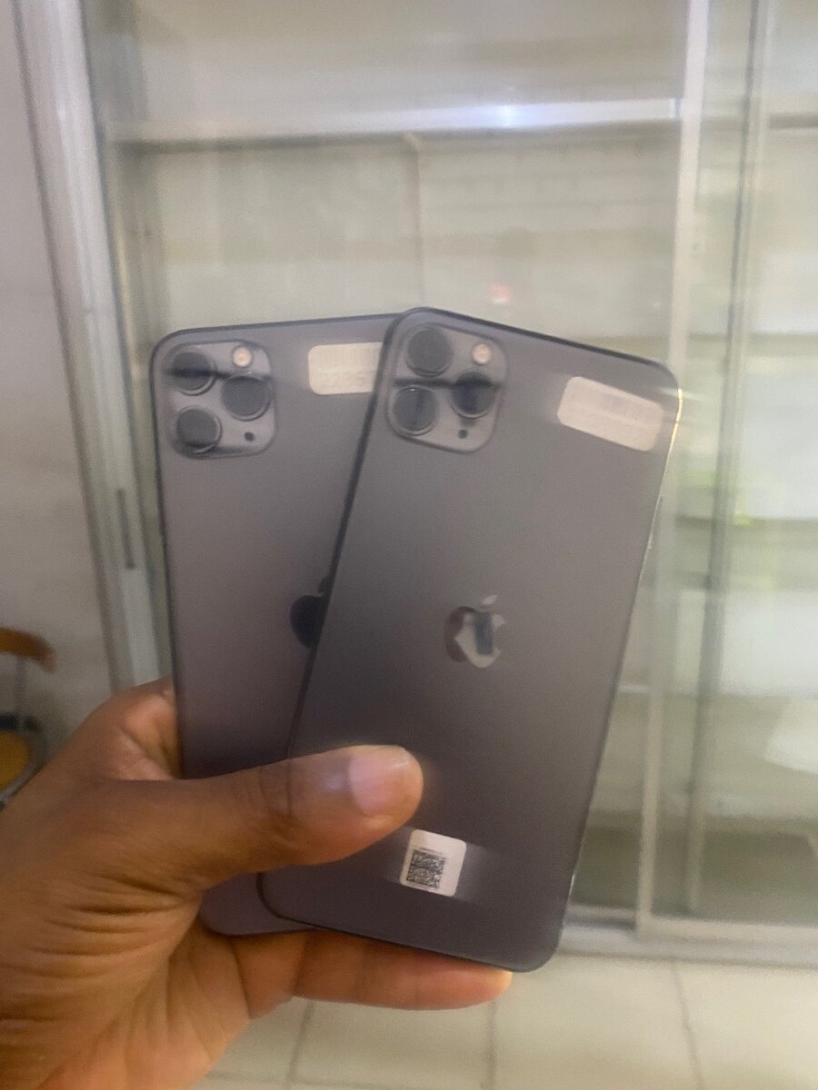 iPhone 11pro max 256