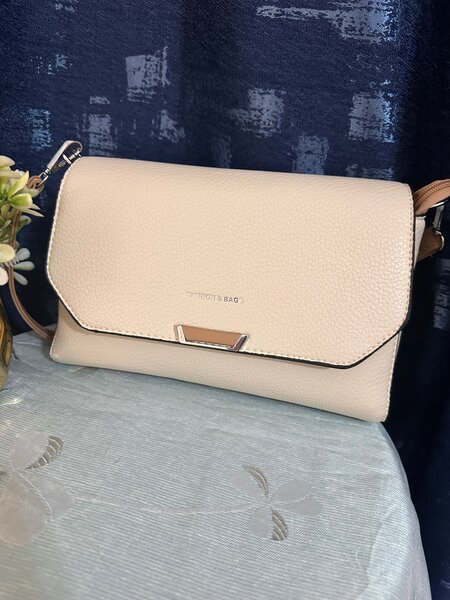 Sac à bandoulière en cuir beige pour femme