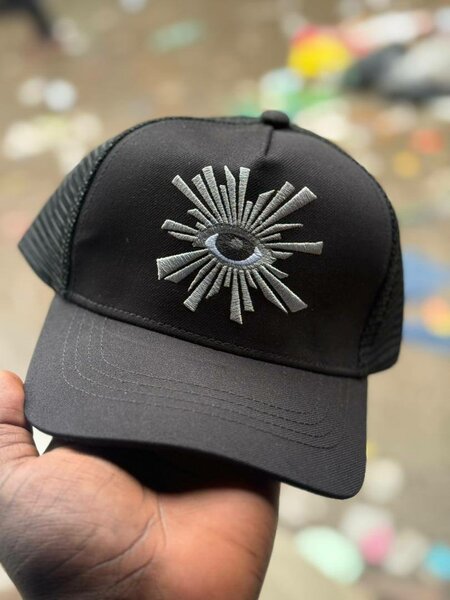 Casquette Trucker Œil Design