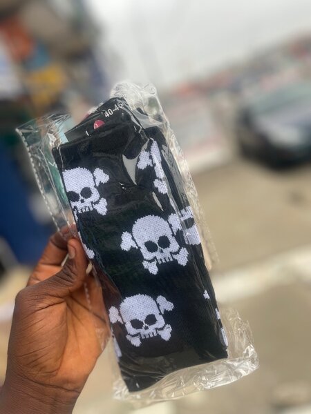Chaussettes tête de mort
