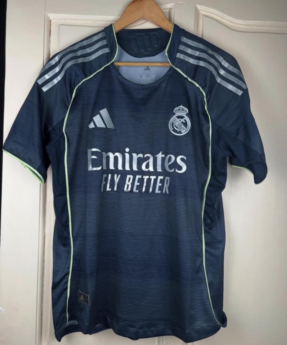 3 maillots Real Madrid T-shirt