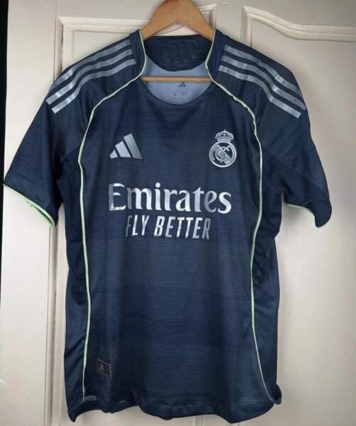 3 maillots Real Madrid T-shirt