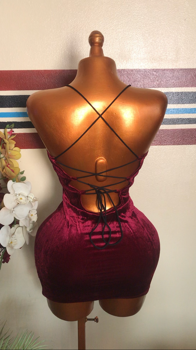 Robe moulante velours sexy