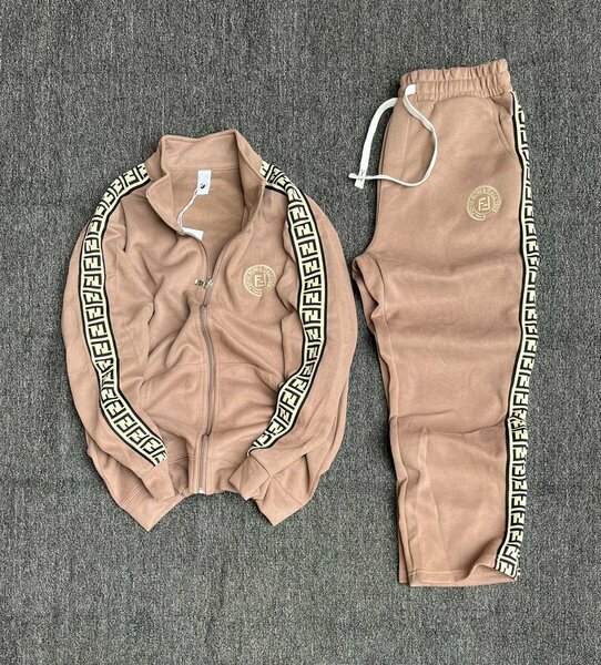 Ensemble survêtement homme camel