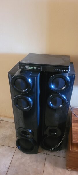 ORIGINAL  LG home theatre