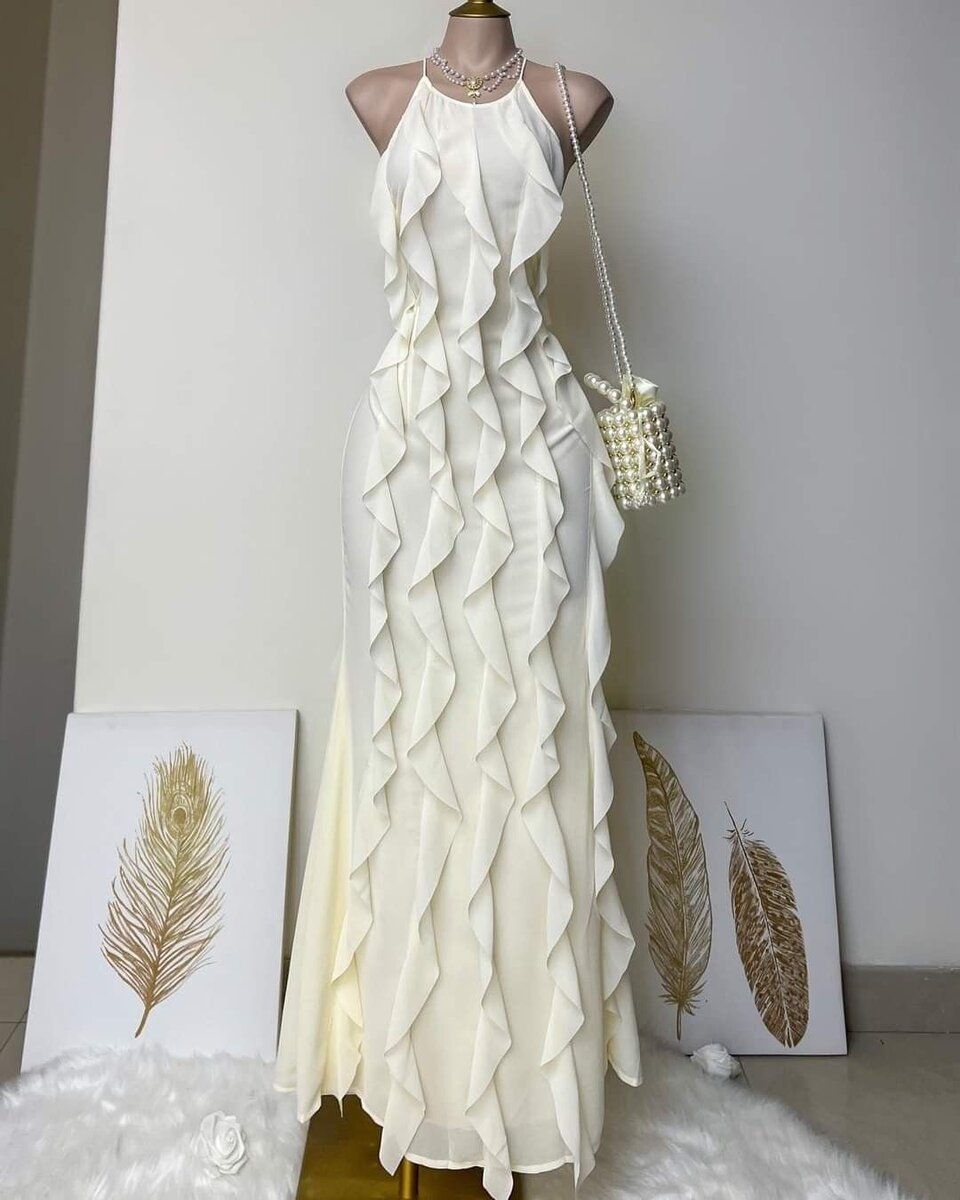 Robe longue à volants